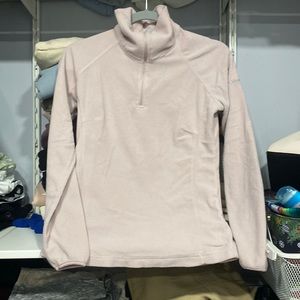 Columbia sweater almost new I wore it like 3 times